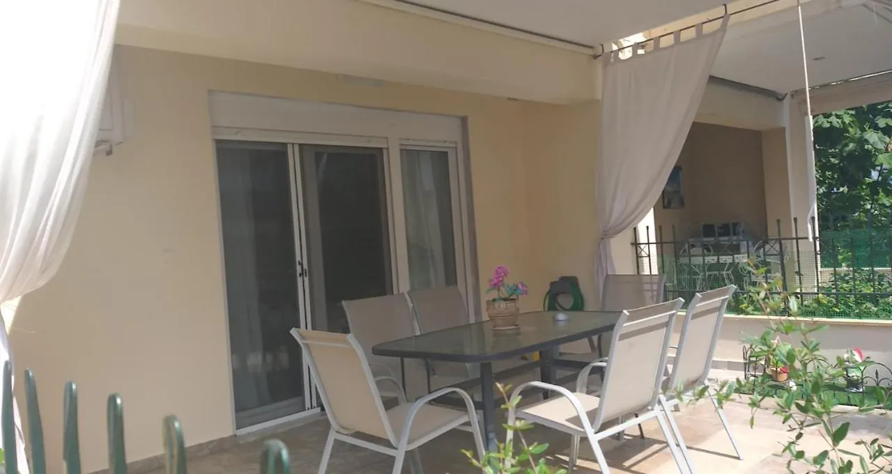 Studio Garden Apartment Nea Kallikrateia Greece