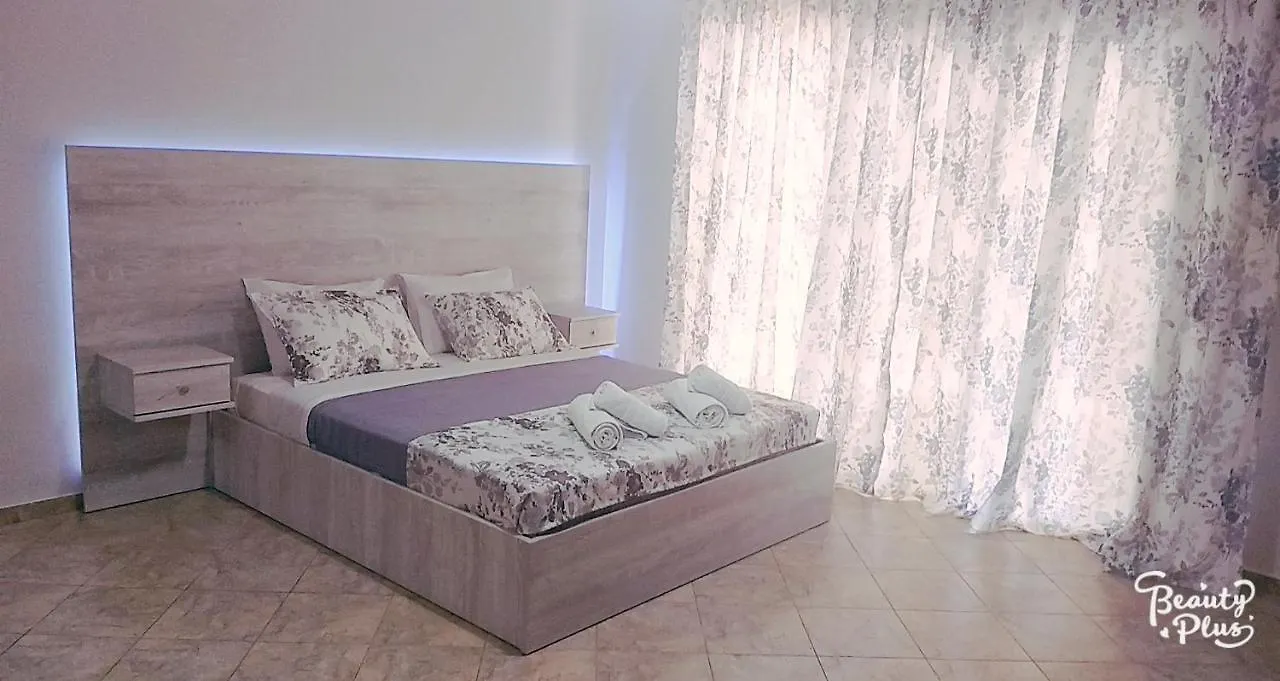 Studio Garden Apartment Nea Kallikrateia 0*,